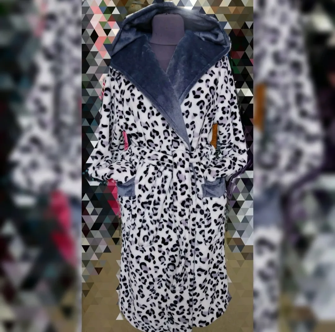 Короткий махровий халат, леопард